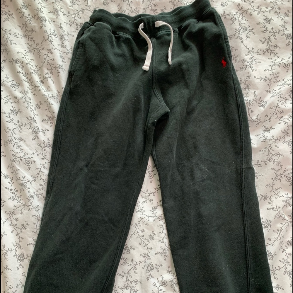 Cropped green sweatpants